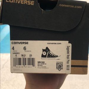 Converse Womens 6